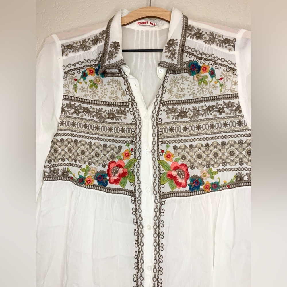 Johnny Was Embroidered Sheer Button Up Blouse Size S - Picture 3 of 8
